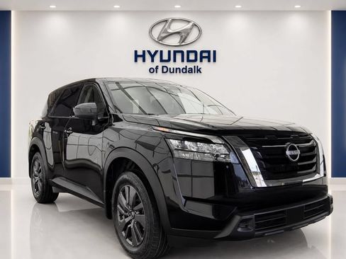 Used 2023 Nissan Pathfinder S FWD image 1