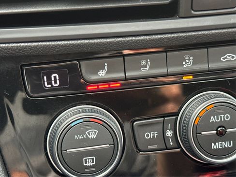 Used 2019 Volkswagen Jetta GLI Autobahn FWD image 43