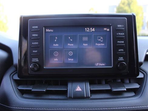 Used 2019 Toyota RAV4 LE image 25