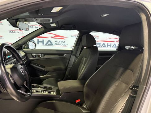 Used 2025 Honda Civic Sport image 28