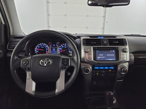 Used 2018 Toyota 4Runner Limited AWD/4WD image 12