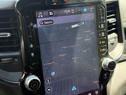 Used 2025 RAM 1500 Laramie AWD/4WD image 13