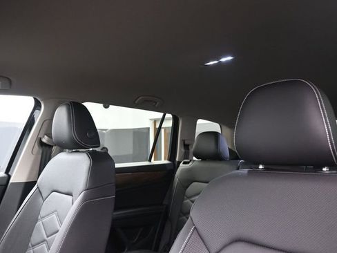 New 2026 Volkswagen Atlas SE image 27