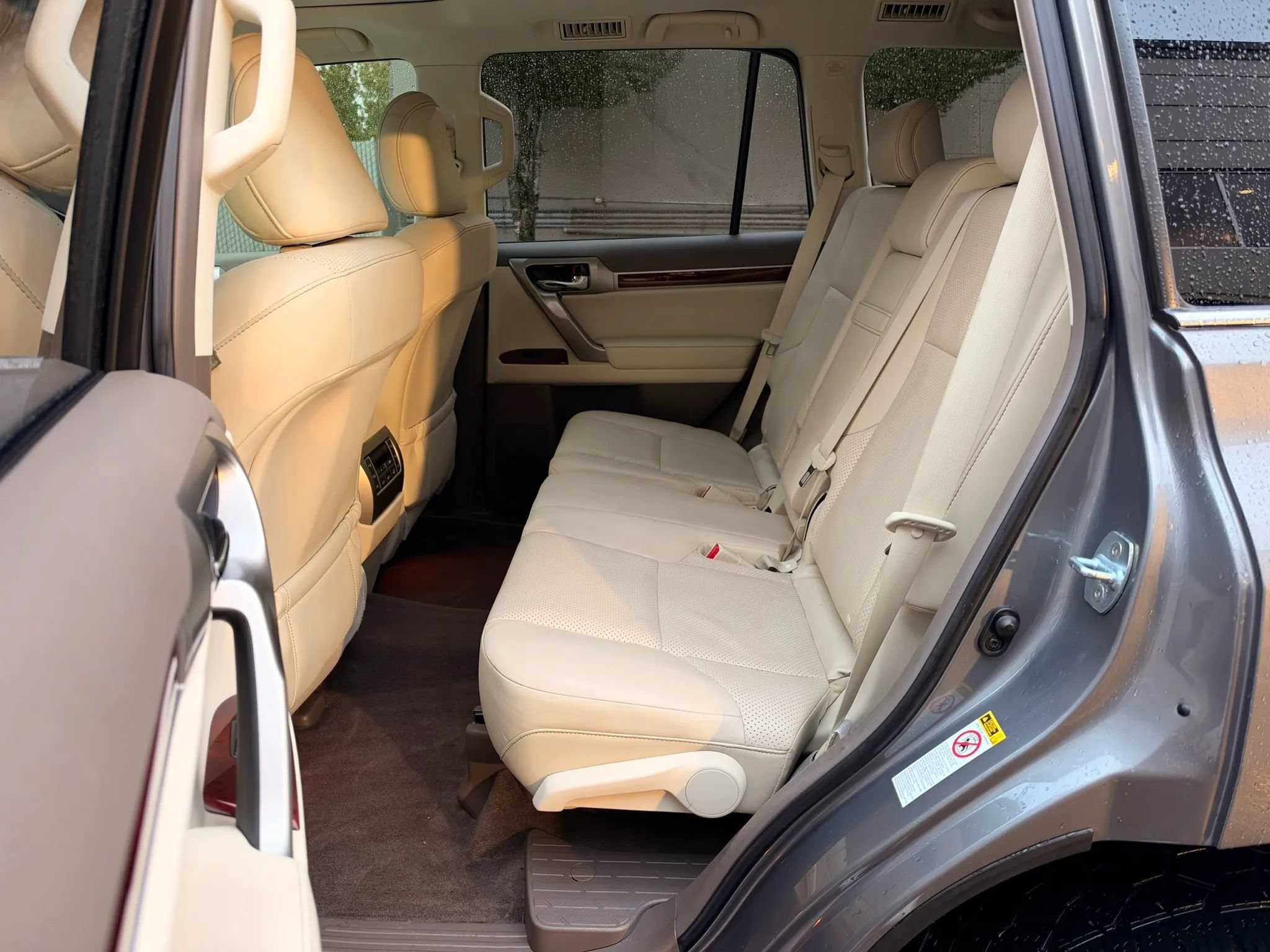 Used 2013 Lexus GX 460 w/ Comfort Plus Pkg AWD/4WD image 45
