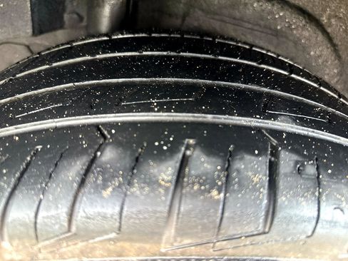 Used 2010 Ford Mustang Coupe image 14