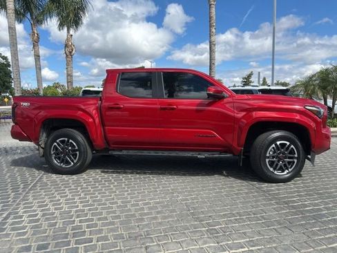 Used 2024 Toyota Tacoma TRD Sport w/ TRD Sport Upgrade Package RWD image 5