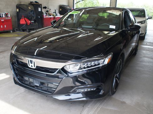 Used 2019 Honda Accord Sport image 1