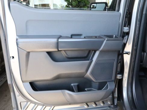 Used 2022 Ford F150 XL w/ STX Appearance Package RWD image 38
