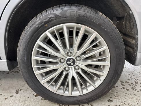 Used 2021 Mitsubishi Outlander SEL AWD/4WD image 29