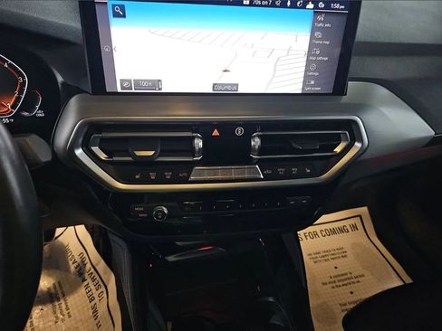 Used 2022 BMW X4 xDrive30i w/ M Sport Package image 40