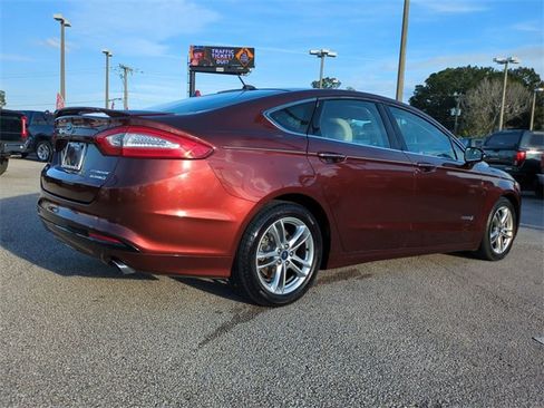Used 2015 Ford Fusion Titanium image 4