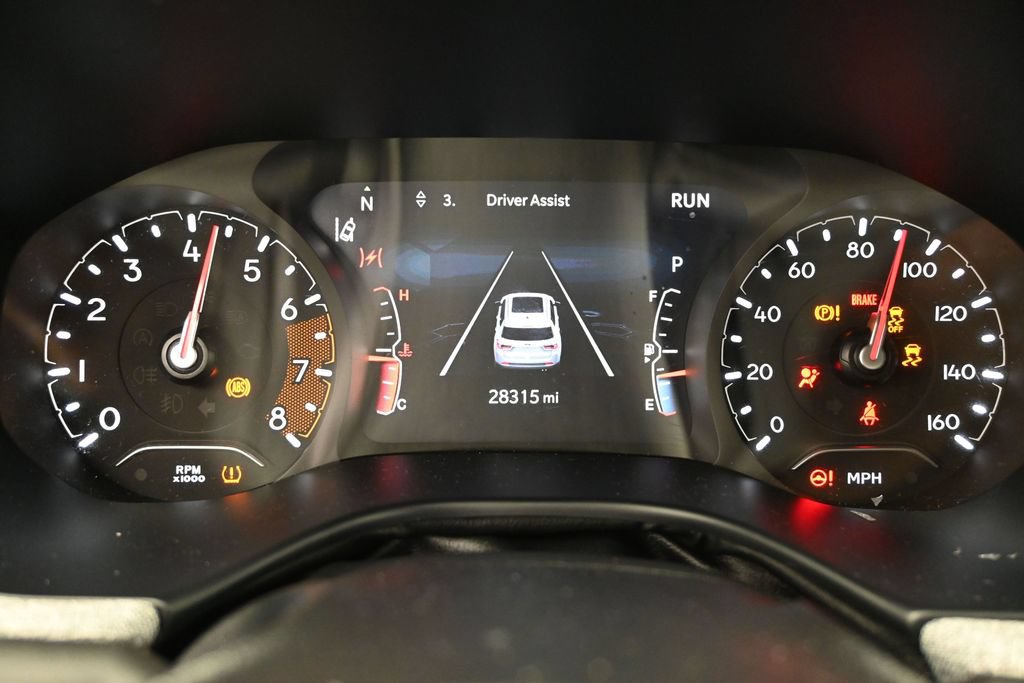 Used 2024 Jeep Compass Latitude AWD/4WD image 12
