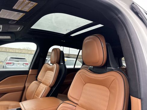 Used 2020 Lincoln Aviator Black Label w/ Dynamic Handling Package AWD/4WD image 22