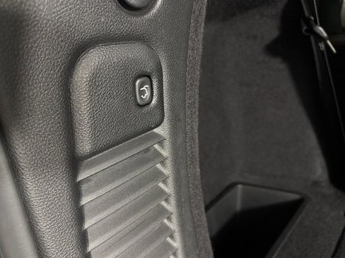 Used 2024 Dodge Durango GT image 31