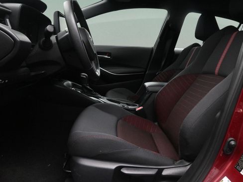 Used 2024 Toyota Corolla SE w/ SE Premium Package FWD image 15