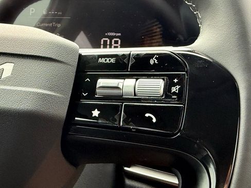 New 2026 Kia Sorento LX image 17