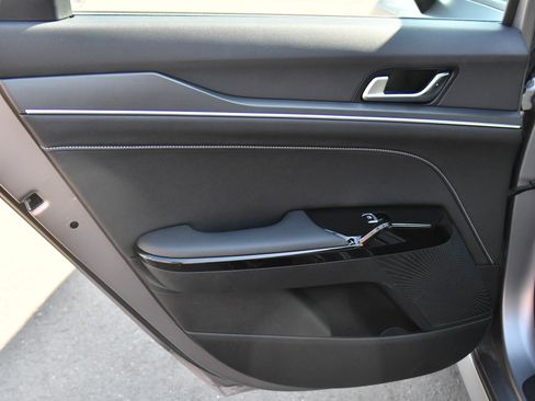 Used 2025 Kia K5 GT-Line w/ GT-Line Premium Package image 43