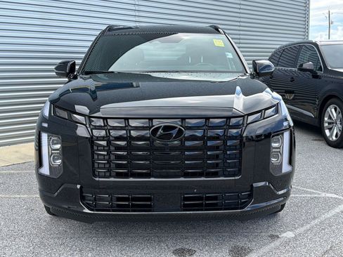 Used 2025 Hyundai Palisade Calligraphy AWD/4WD image 3