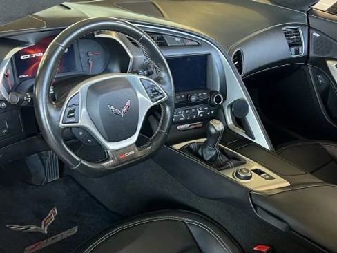 Used 2015 Chevrolet Corvette Z06 w/ 3LZ Preferred Equipment Group image 23