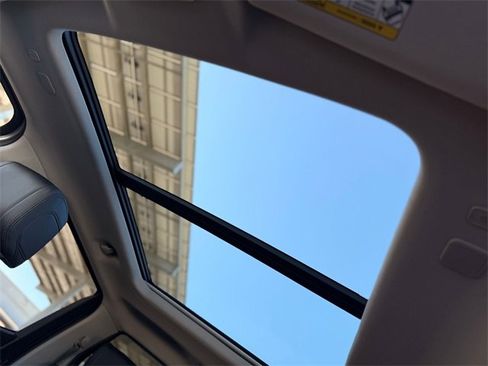 Used 2023 Toyota Tundra Limited image 16