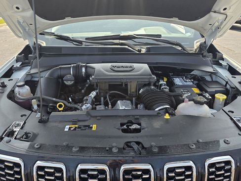 Certified 2025 Jeep Compass Limited AWD/4WD image 28