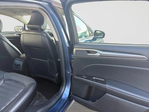 Used 2018 Ford Fusion Energi SE FWD image 17