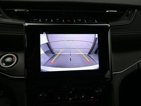 New 2025 Jeep Grand Cherokee L Altitude image 22