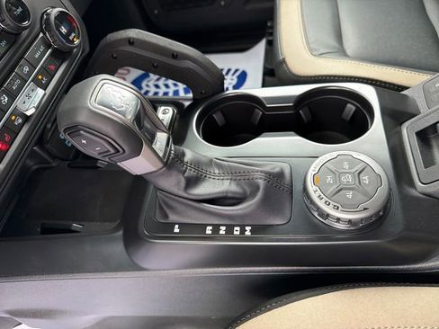 New 2025 Ford Bronco Big Bend w/ Black Diamond Package image 22