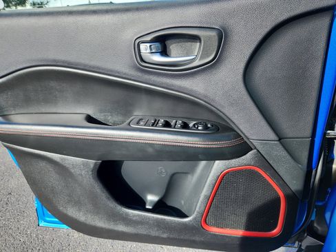 Used 2017 Jeep Compass Trailhawk w/ Leather Interior Group image 13