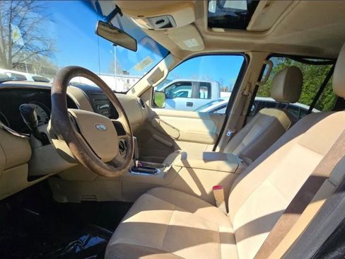 Used 2007 Ford Explorer Sport Trac Limited image 4