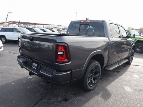 New 2026 RAM 1500 4x4 Crew Cab image 22