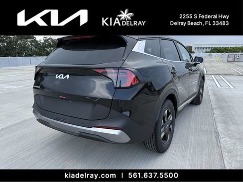 New 2026 Kia Sportage LX FWD image 3