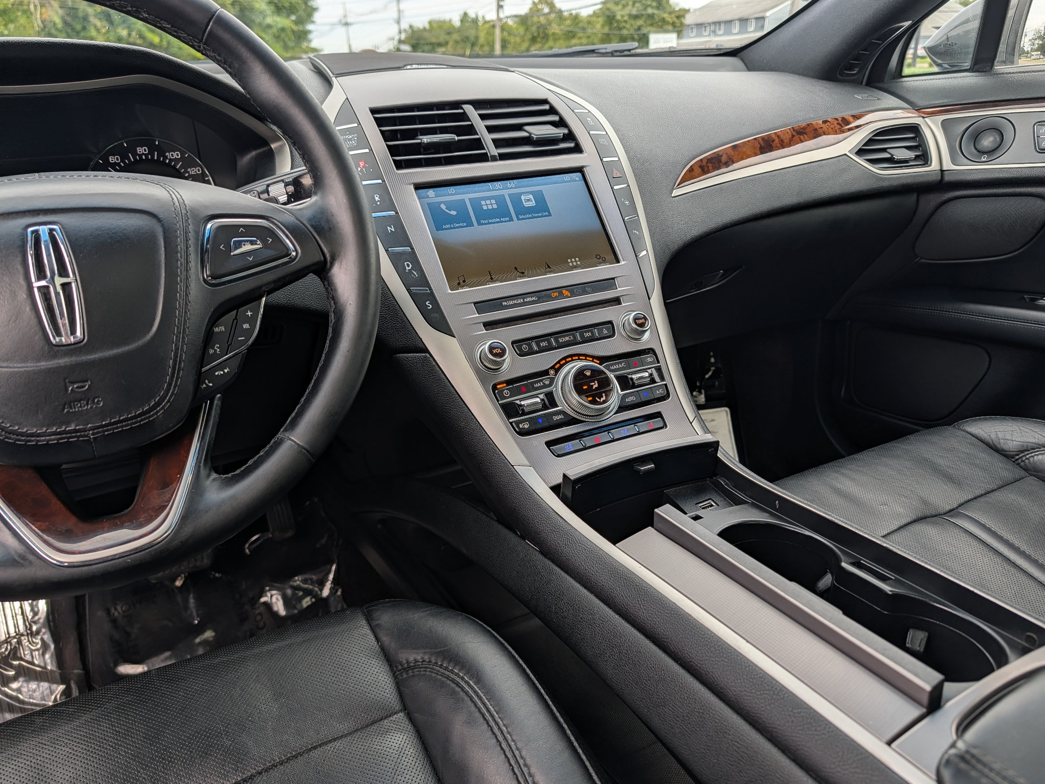 Used 2017 Lincoln MKZ Reserve w/ Technology Package AWD/4WD image 23