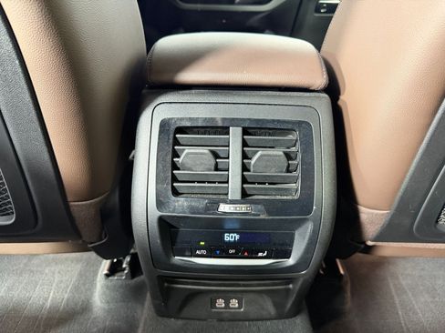 Used 2024 BMW X3 sDrive30i w/ Premium Package RWD image 32