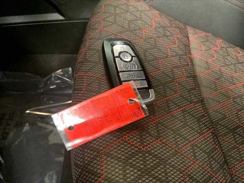 Used 2020 Chevrolet Sonic LT w/ Convenience Package image 13