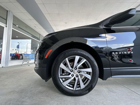 Used 2022 Chevrolet Equinox LT FWD image 29