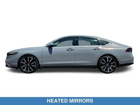 Used 2023 Honda Accord Touring image 10