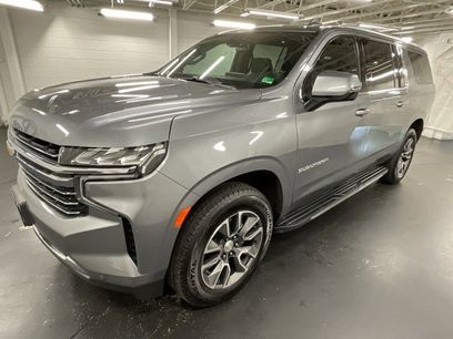 Used 2021 Chevrolet Suburban LT w/ LT Signature Plus Package