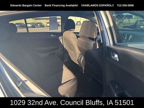 Used 2019 Kia Sportage LX image 9