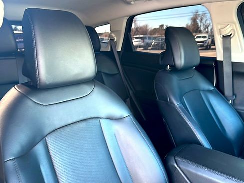 Used 2023 Kia Sportage EX image 24