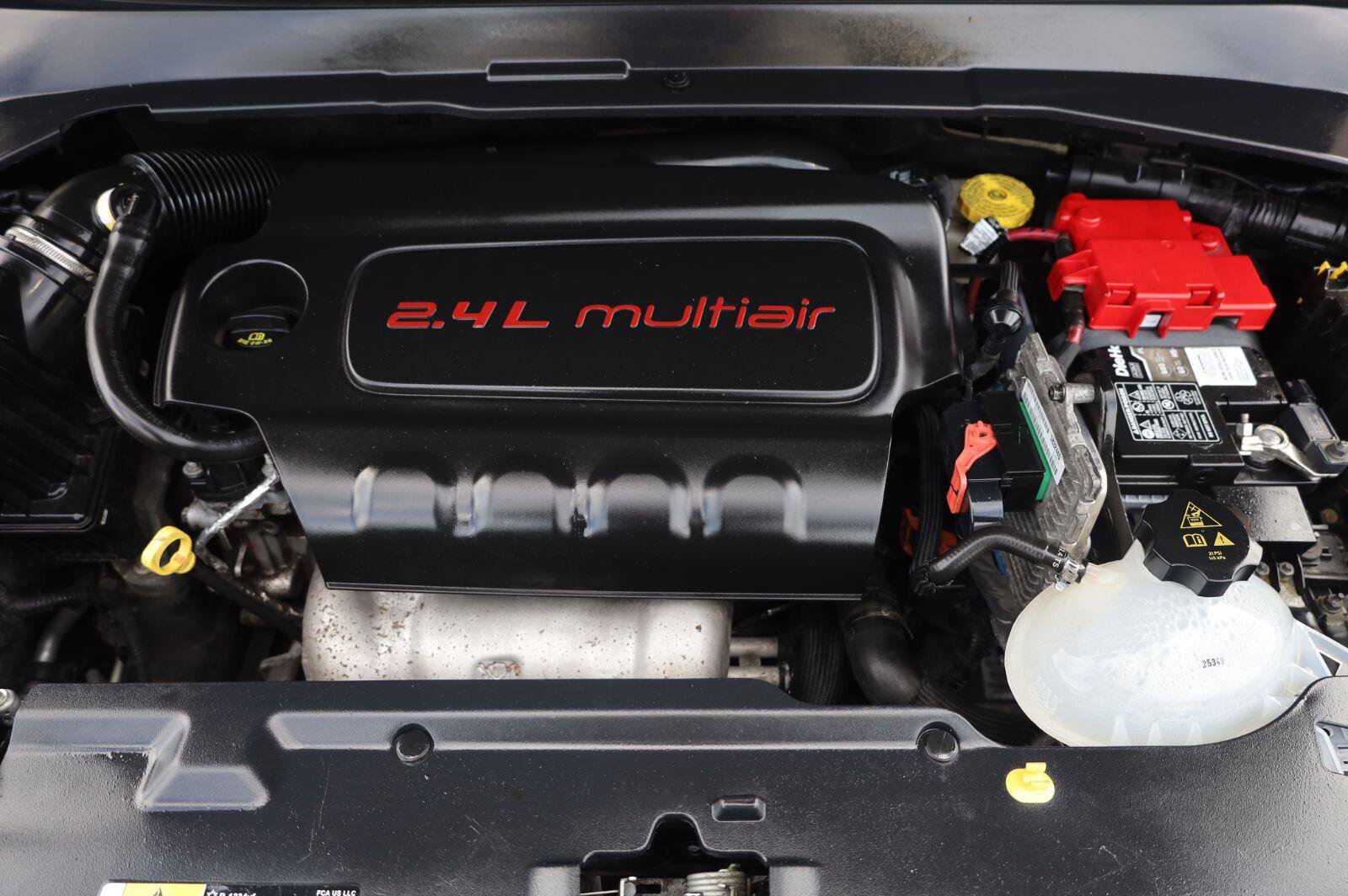 Used 2019 Jeep Compass Latitude FWD image 14