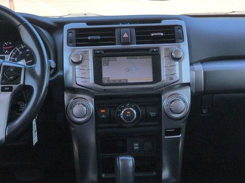 Used 2018 Toyota 4Runner SR5 RWD image 18