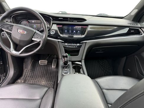 Used 2022 Cadillac XT6 Sport AWD/4WD image 12