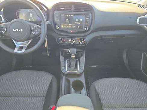 New 2025 Kia Soul LX image 16
