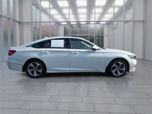 Certified 2020 Honda Accord EX-L image 2