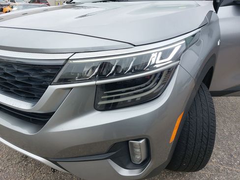 Used 2021 Kia Seltos SX image 32