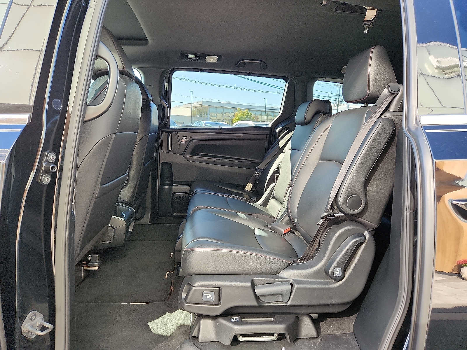 Used 2023 Honda Odyssey Sport image 10
