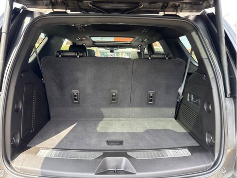 Used 2021 Chevrolet Tahoe High Country AWD/4WD image 16