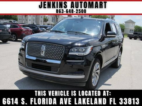 Used 2023 Lincoln Navigator Reserve AWD/4WD image 1