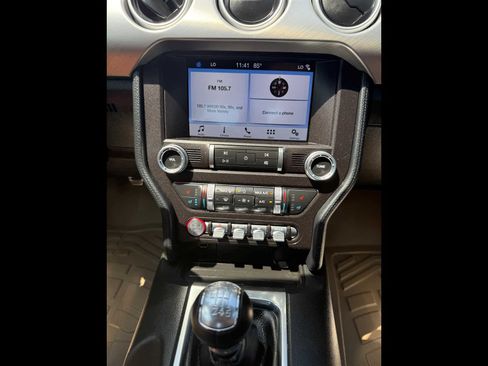 Used 2019 Ford Mustang GT Premium RWD image 12
